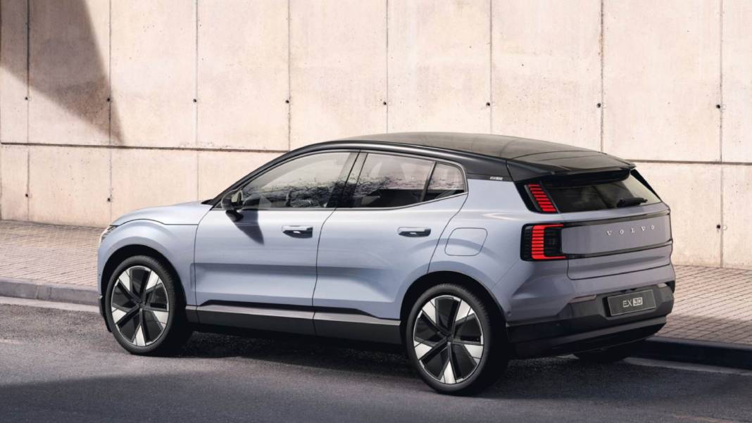 %10 ÖTV’li elektrikli Volvo EX30 satışta! 476 km menziliyle Türkiye pazarını sallıyor! 7